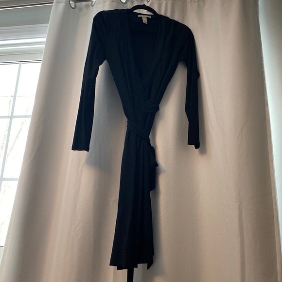 Banana Republic Black Wrap Dress Size Small - Picture 1 of 2